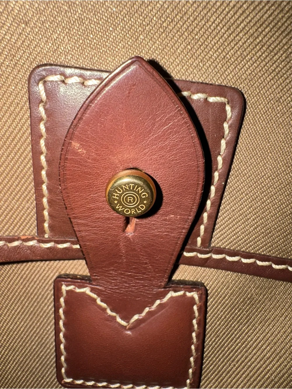 HUNTING WORLD “today Messenger Safari field Crossbody bag” like New